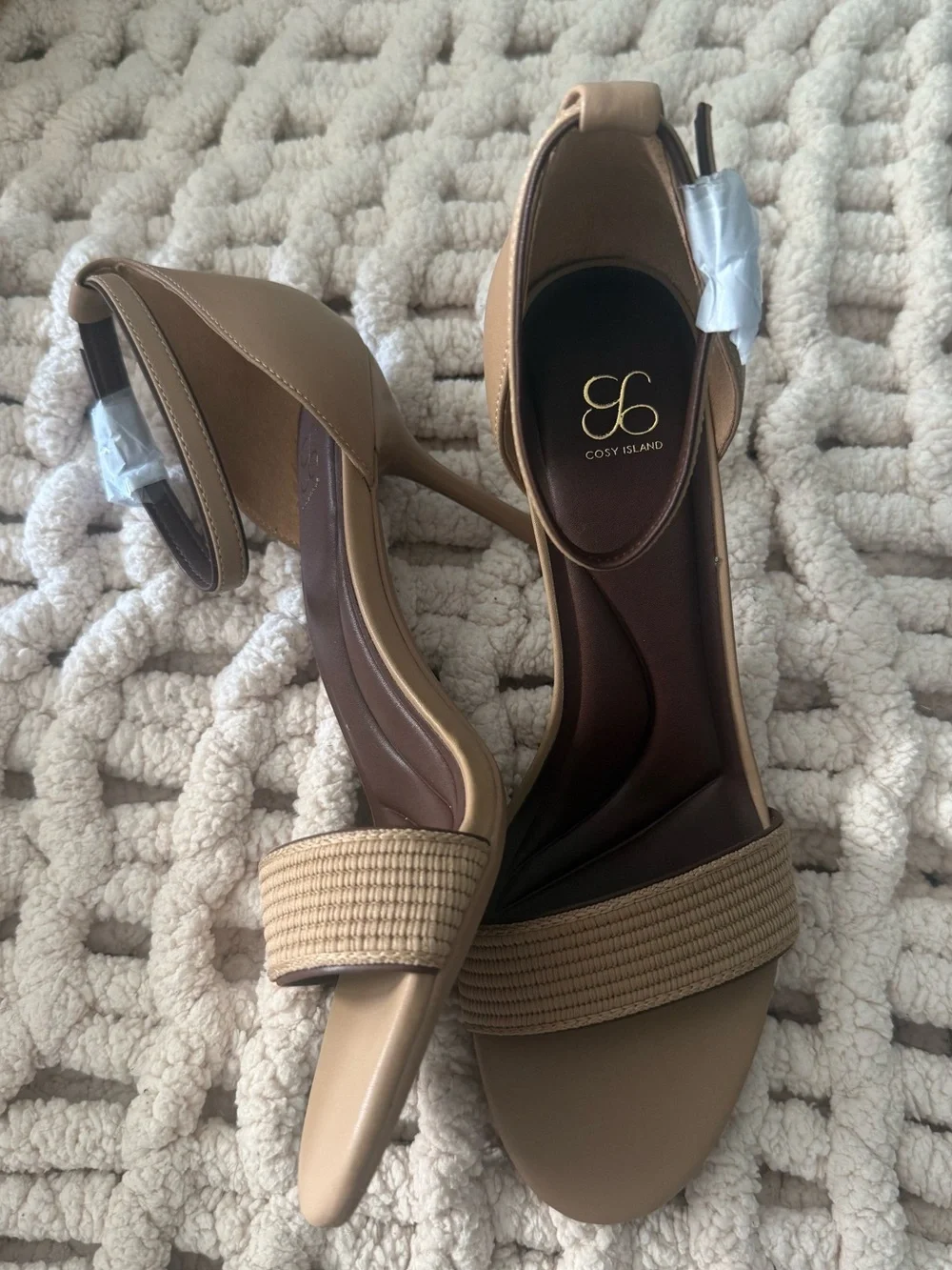 Cosy Island VibeStrap Single-Band Round Toe Heeled Sandal